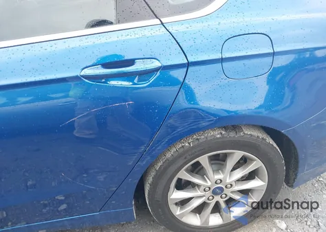 2017 Ford Fusion Se z USA, uszkodzony, nr VIN 3FA6P0HD1HR281448